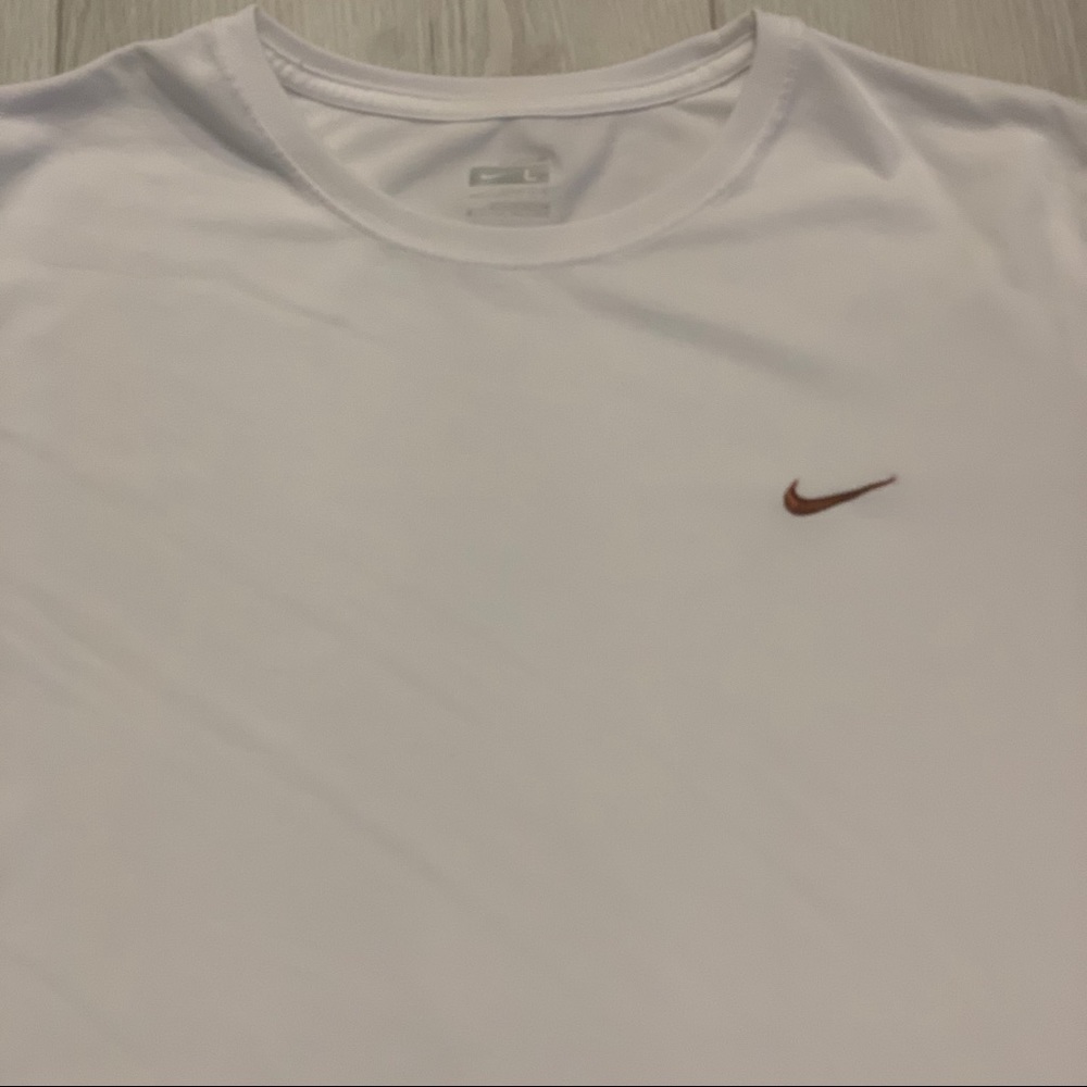 NIKE Fit Dry Short Sleeve T-Shirt Top - Picture 2 of 7